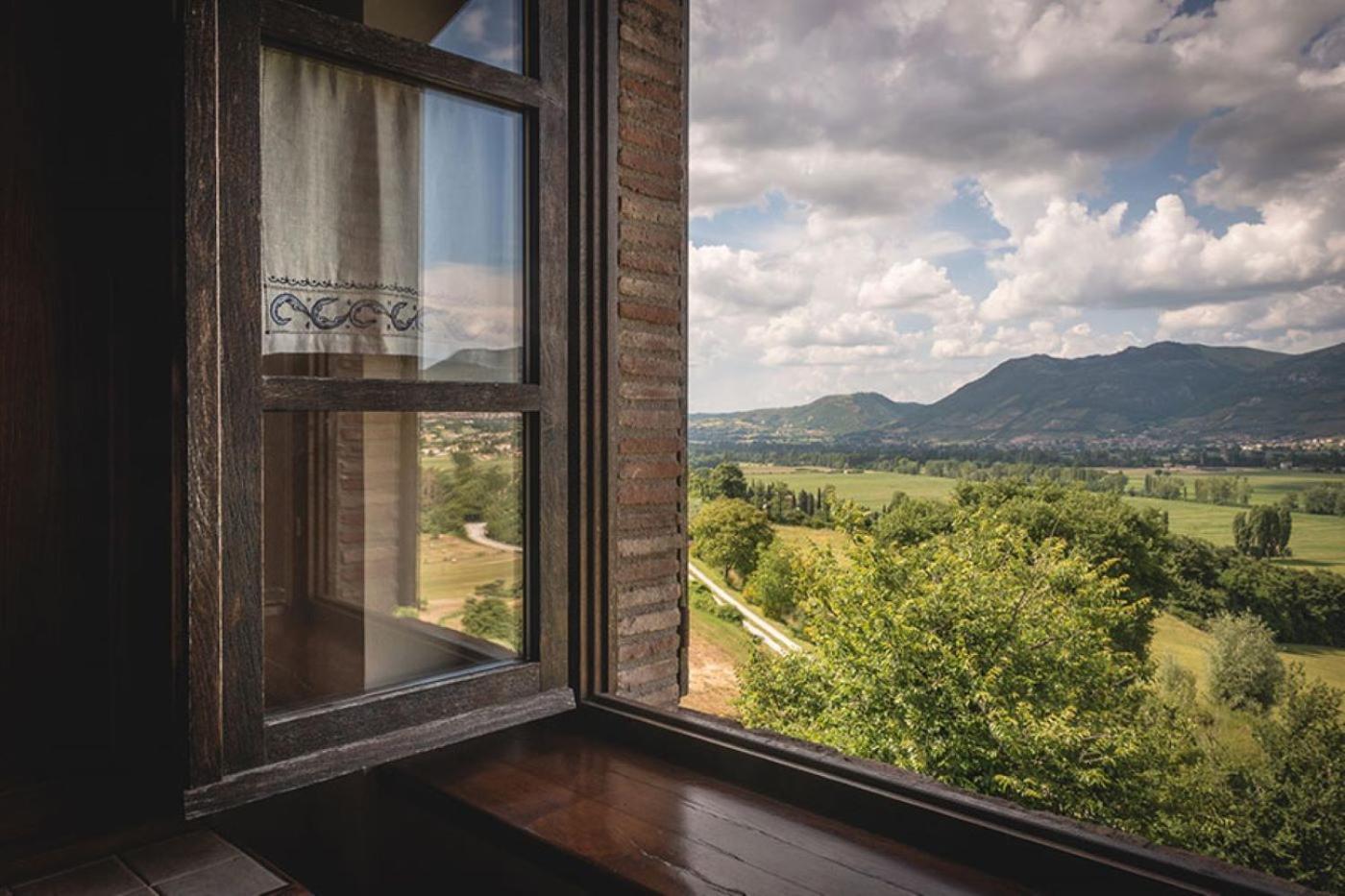 Fonte Chiara Villa Gubbio Exterior foto